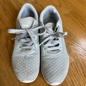 Ladies Puma sneakers